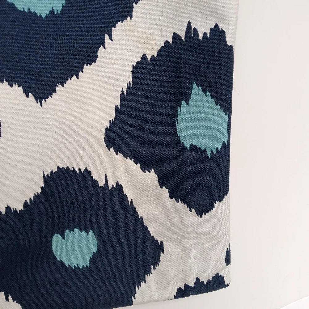 Pottery Barn Pillows Abstract  Ikat Diamond Blue /White/Turquoise *PAIR*
